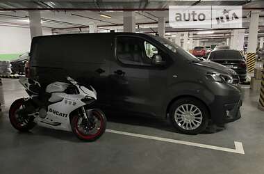 Вантажний фургон Toyota Proace 2020 в 