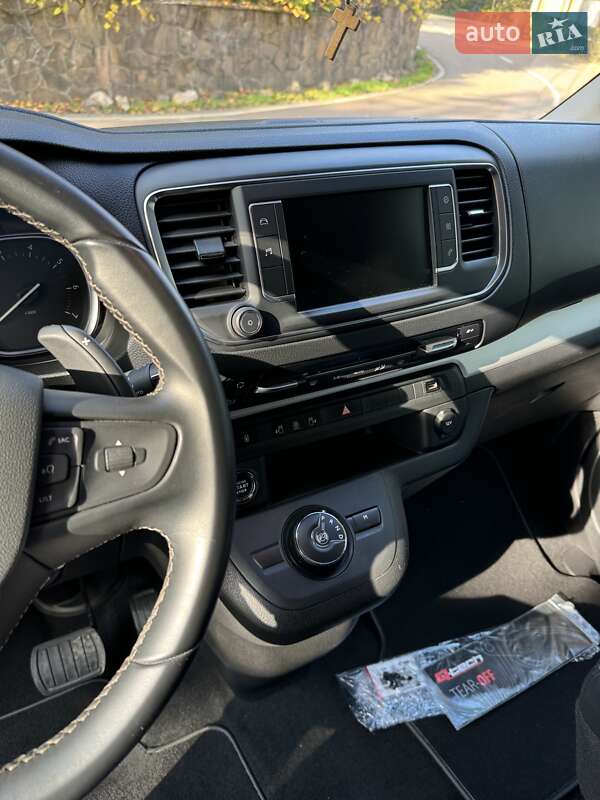 Мінівен Toyota Proace 2021 в Ужгороді