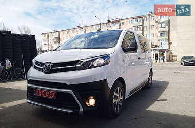 Мінівен Toyota Proace 2020 в 
