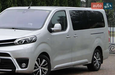 Мінівен Toyota Proace 2021 в 
