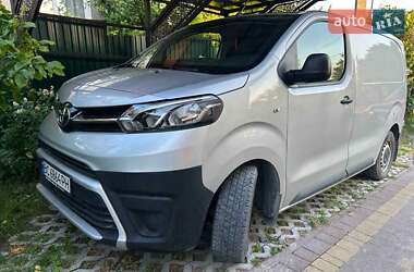 Вантажний фургон Toyota Proace 2018 в Тернополі