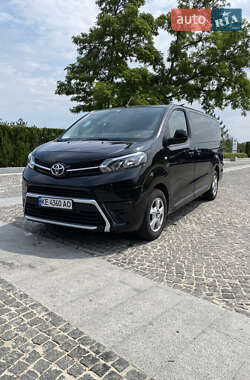 Грузовой фургон Toyota Proace 2017 в Днепре