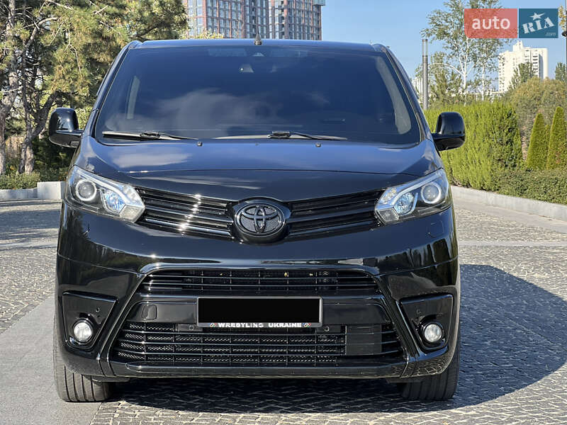 Мінівен Toyota Proace 2017 в Дніпрі фото 5 Мінівен Toyota Proace 2017 в Дніпрі