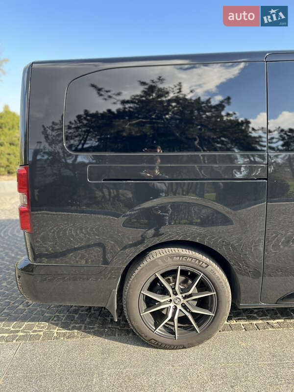 Мінівен Toyota Proace 2017 в Дніпрі фото 24 Мінівен Toyota Proace 2017 в Дніпрі