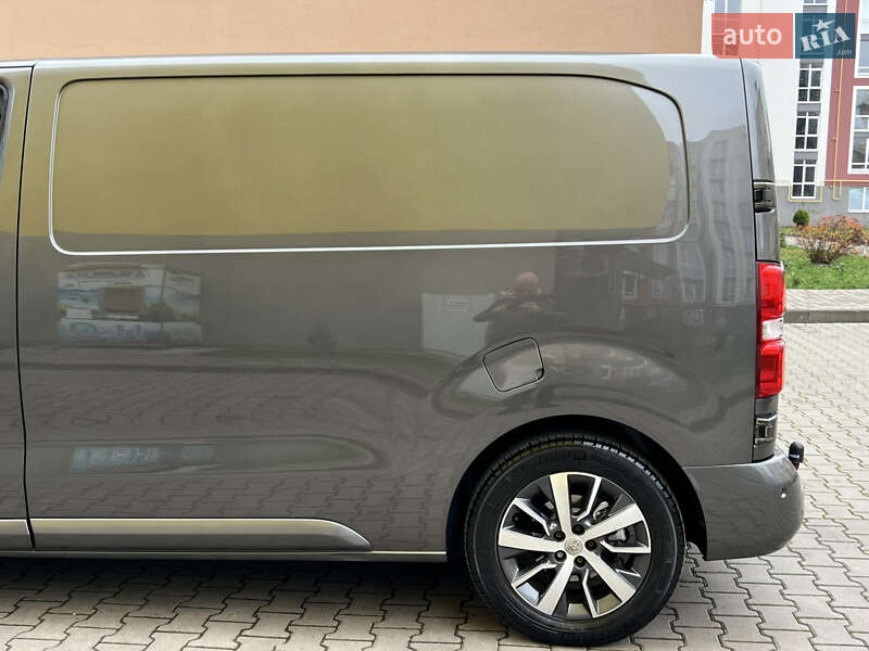 Микроавтобус грузовой (до 3,5т) Toyota Proace 2018 в Черновцах