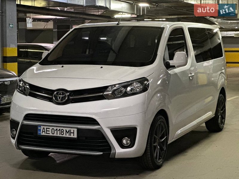 Мінівен Toyota Proace 2019 в Дніпрі