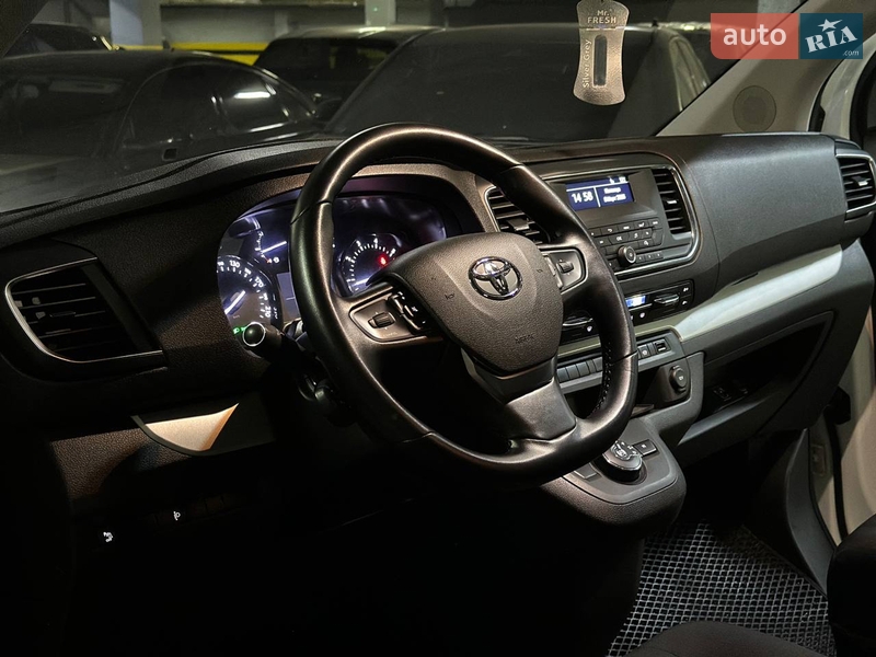 Мінівен Toyota Proace 2019 в Дніпрі