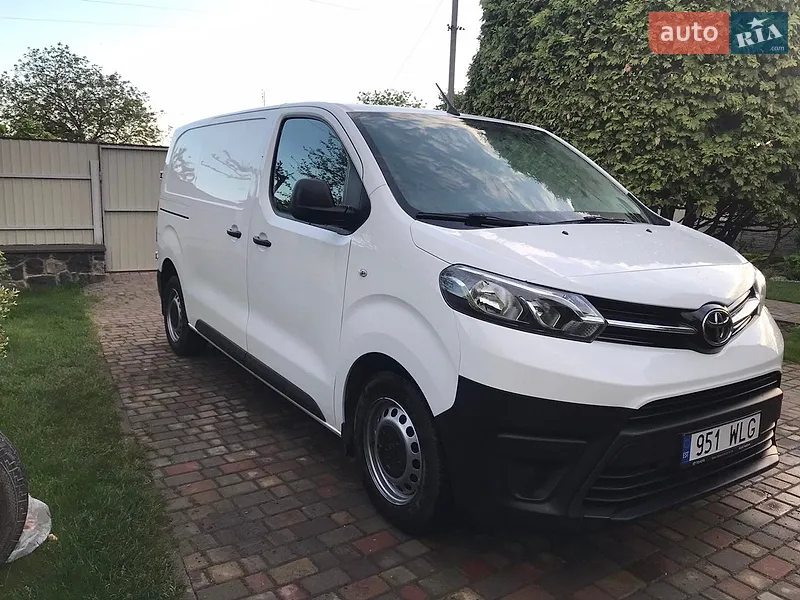 Toyota Proace 2021
