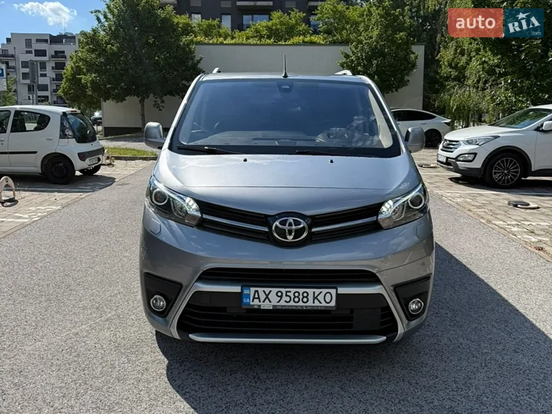 Toyota Proace 2021