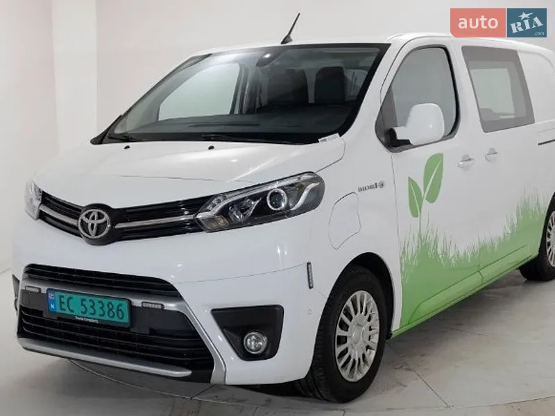 Toyota Proace 2021