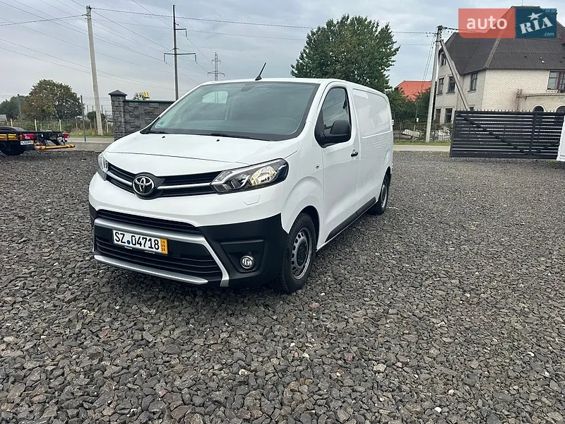 Toyota Proace 2021