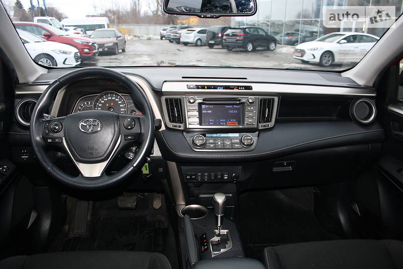 Toyota Rav 4  2013