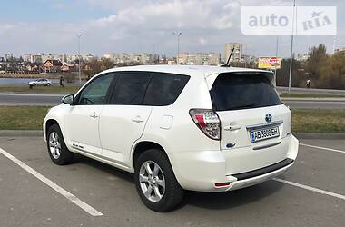 Позашляховик / Кросовер Toyota RAV4 EV 2012 в 