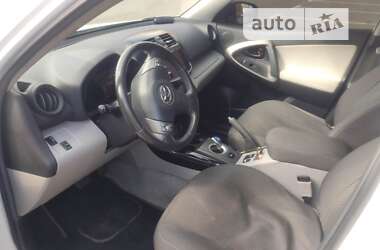 Позашляховик / Кросовер Toyota RAV4 EV 2013 в 