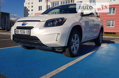 Внедорожник / Кроссовер Toyota RAV4 EV 2013 в Виннице