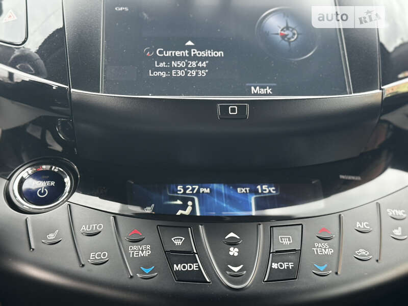 Позашляховик / Кросовер Toyota RAV4 EV 2013 в Києві