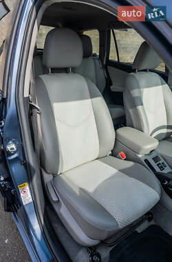 Внедорожник / Кроссовер Toyota RAV4 EV 2014 в 