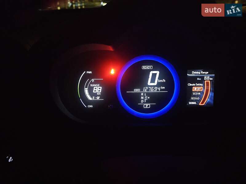 Внедорожник / Кроссовер Toyota RAV4 EV 2014 в Львове