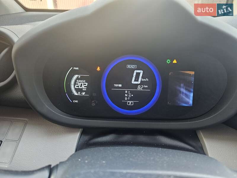 Внедорожник / Кроссовер Toyota RAV4 EV 2014 в Львове