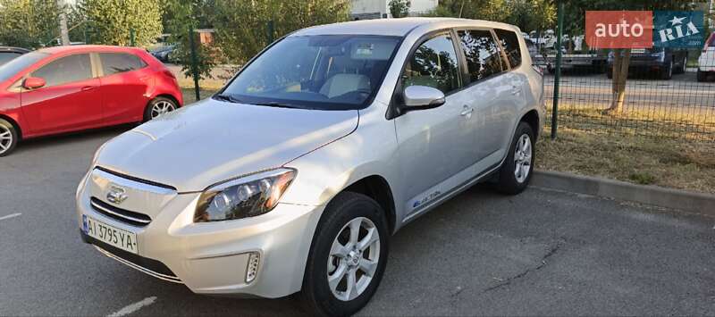 Toyota RAV4 EV 2012