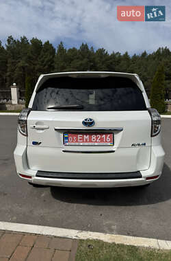Внедорожник / Кроссовер Toyota RAV4 EV 2013 в 