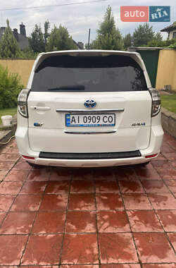 Внедорожник / Кроссовер Toyota RAV4 EV 2014 в 