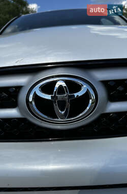 Внедорожник / Кроссовер Toyota RAV4 EV 2013 в 