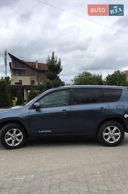 Внедорожник / Кроссовер Toyota RAV4 EV 2013 в Львове