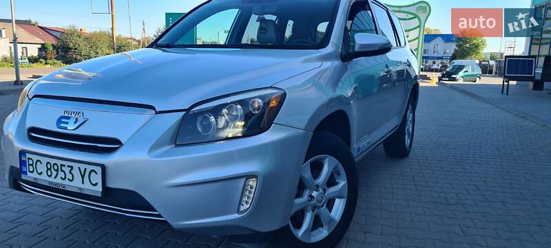 Внедорожник / Кроссовер Toyota RAV4 EV 2014 в 