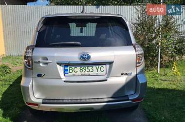 Внедорожник / Кроссовер Toyota RAV4 EV 2014 в 