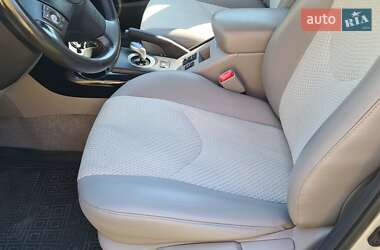 Внедорожник / Кроссовер Toyota RAV4 EV 2014 в 