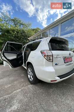 Внедорожник / Кроссовер Toyota RAV4 EV 2013 в 