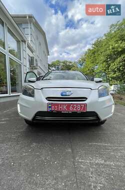 Внедорожник / Кроссовер Toyota RAV4 EV 2013 в 