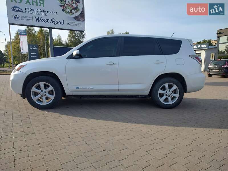 Позашляховик / Кросовер Toyota RAV4 EV 2012 в Ковелі