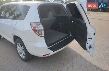 Внедорожник / Кроссовер Toyota RAV4 EV 2012 в 