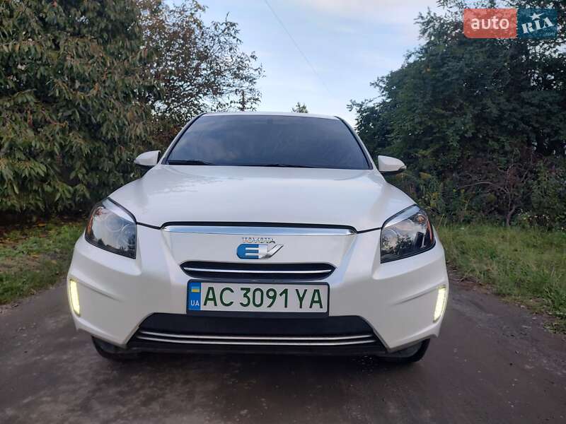 Позашляховик / Кросовер Toyota RAV4 EV 2012 в Ковелі