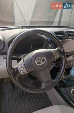 Внедорожник / Кроссовер Toyota RAV4 EV 2012 в 
