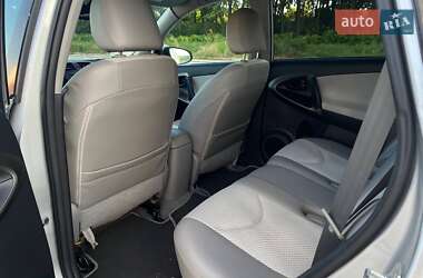 Внедорожник / Кроссовер Toyota RAV4 EV 2012 в 