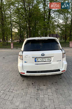 Внедорожник / Кроссовер Toyota RAV4 EV 2014 в 