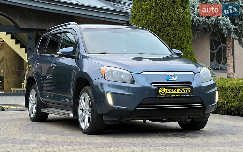 Toyota RAV4 EV 2013 Toyota RAV4 EV 2013