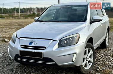 Позашляховик / Кросовер Toyota RAV4 EV 2013 в Новояворівську