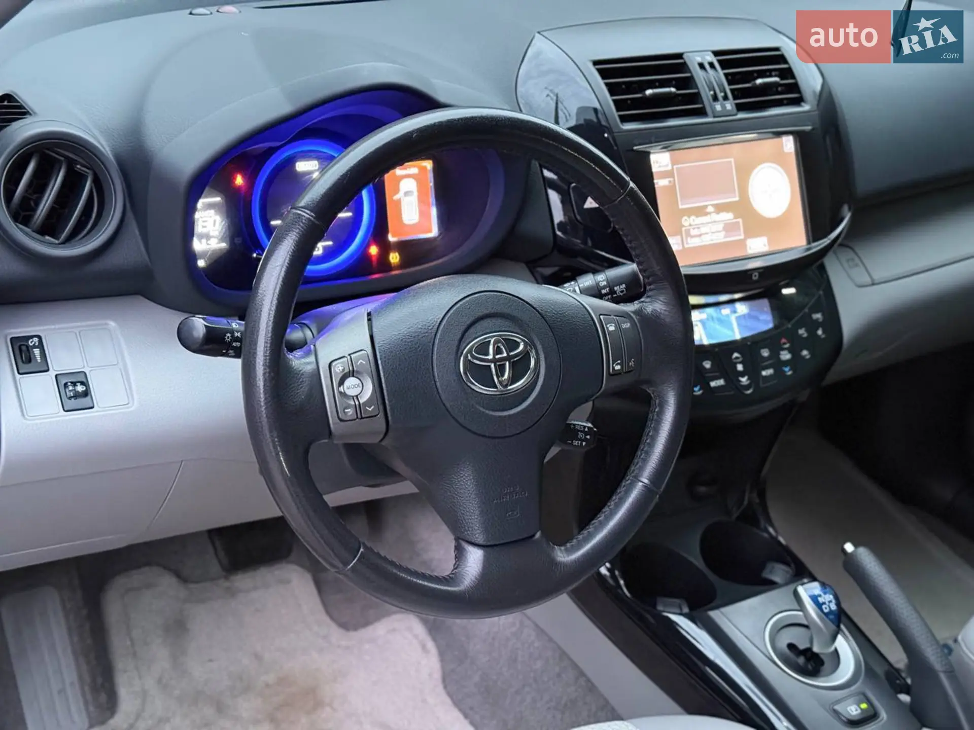 2014 Toyota RAV 4 - мініатюра 16