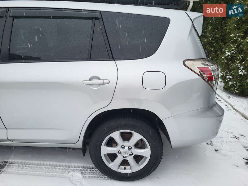 Позашляховик / Кросовер Toyota RAV4 EV 2014 в Черкасах фото 24 Позашляховик / Кросовер Toyota RAV4 EV 2014 в Черкасах