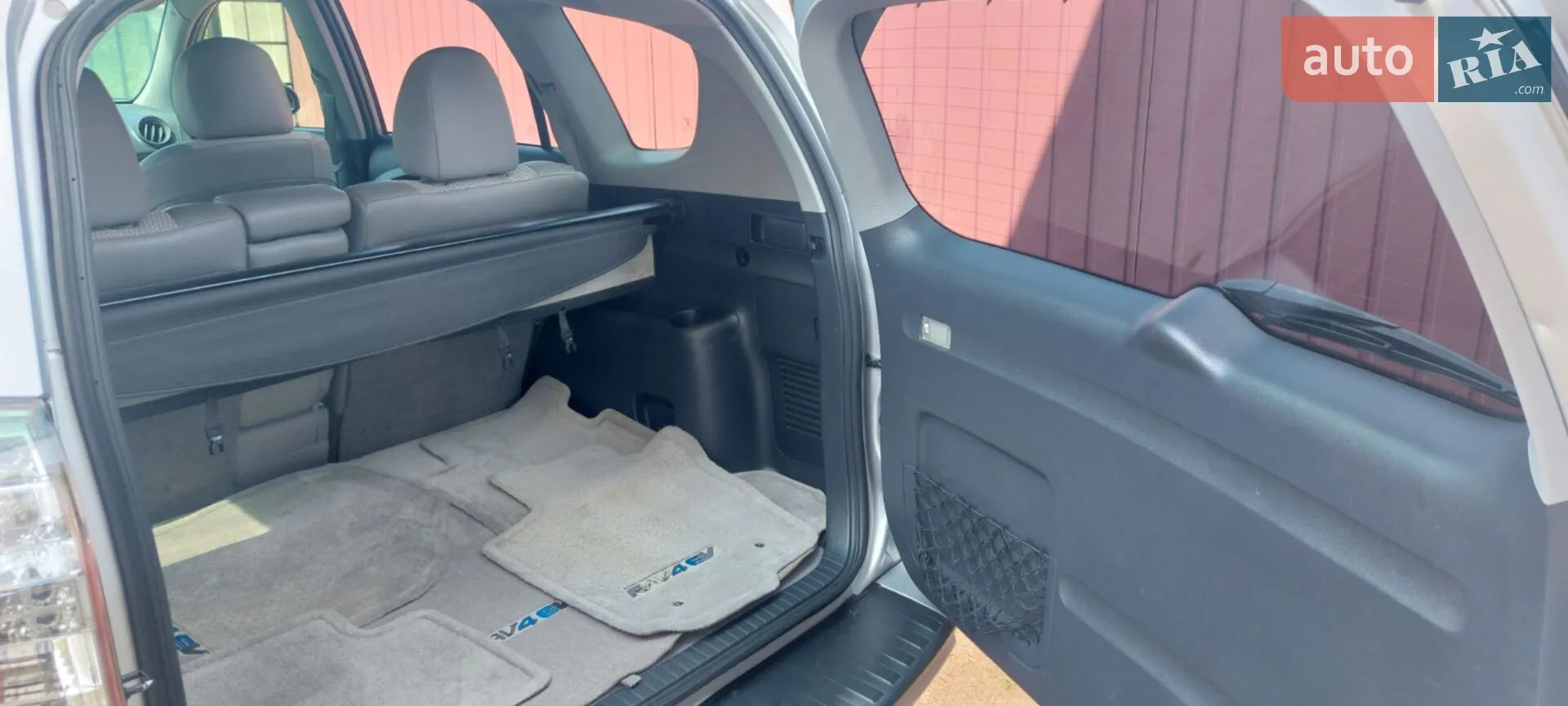 2012 Toyota RAV 4 - мініатюра 10