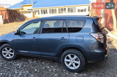 Позашляховик / Кросовер Toyota RAV4 EV 2014 в Шепетівці