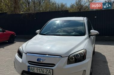 Позашляховик / Кросовер Toyota RAV4 EV 2014 в Дніпрі