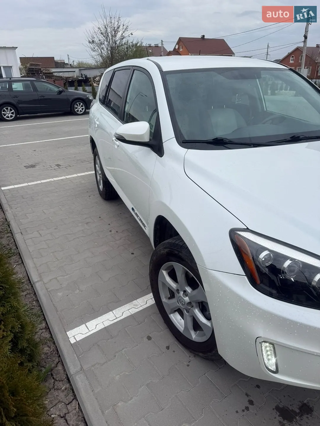2014 Toyota RAV 4 - мініатюра 9