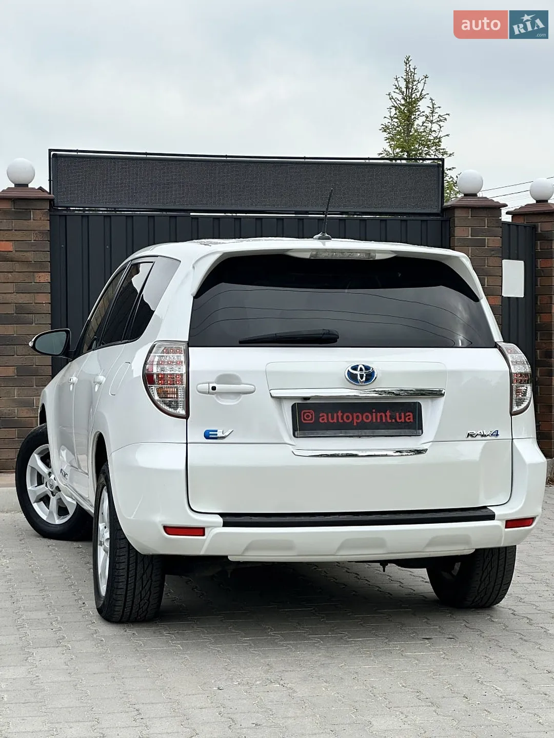 2013 Toyota RAV 4 - мініатюра 10