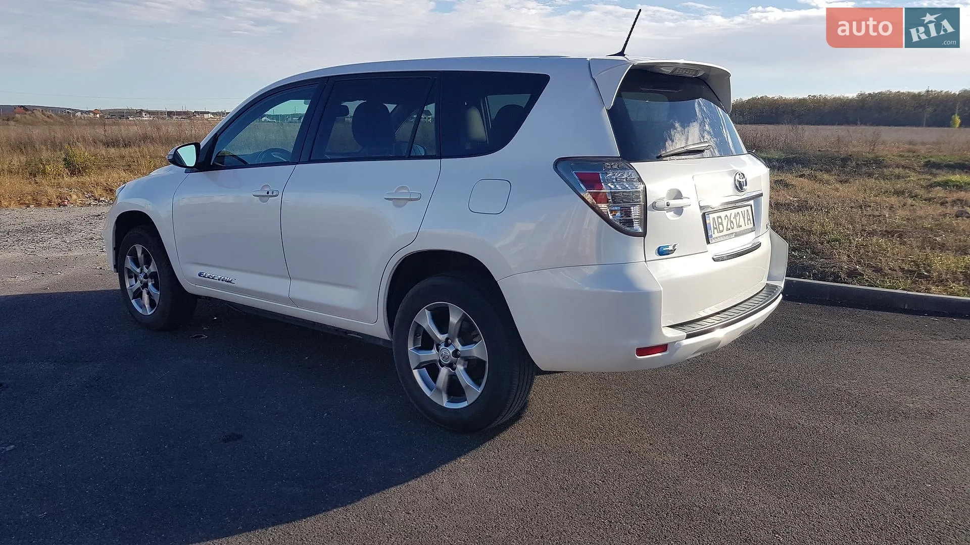 2014 Toyota RAV 4 - мініатюра 12