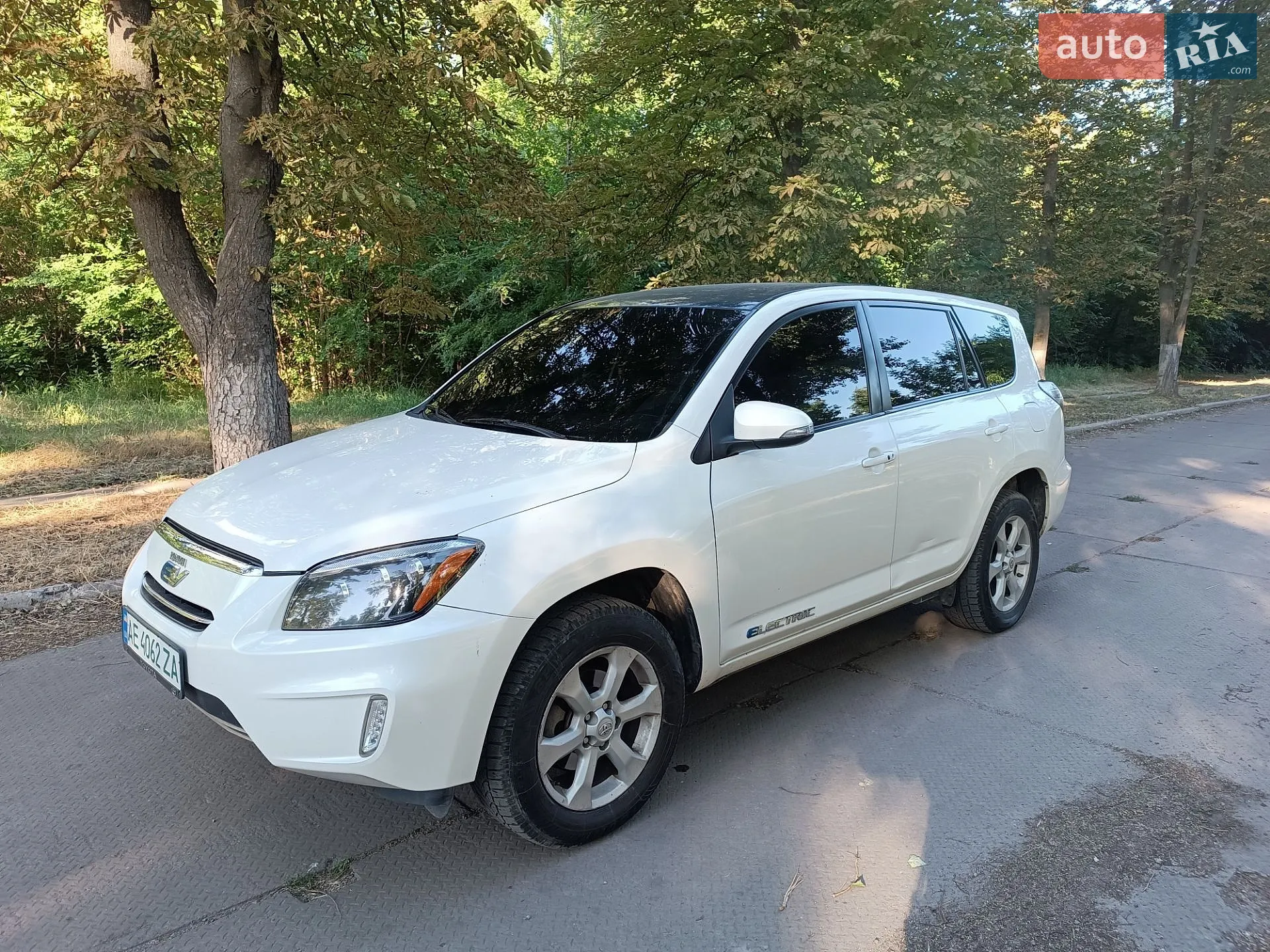 2014 Toyota RAV 4 - мініатюра 11